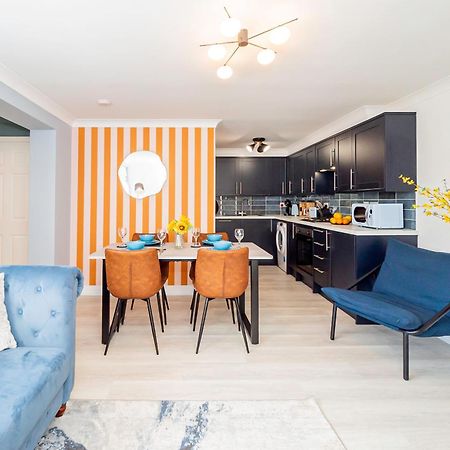 Bright & Breezy Apartment Portsmouth Bagian luar foto