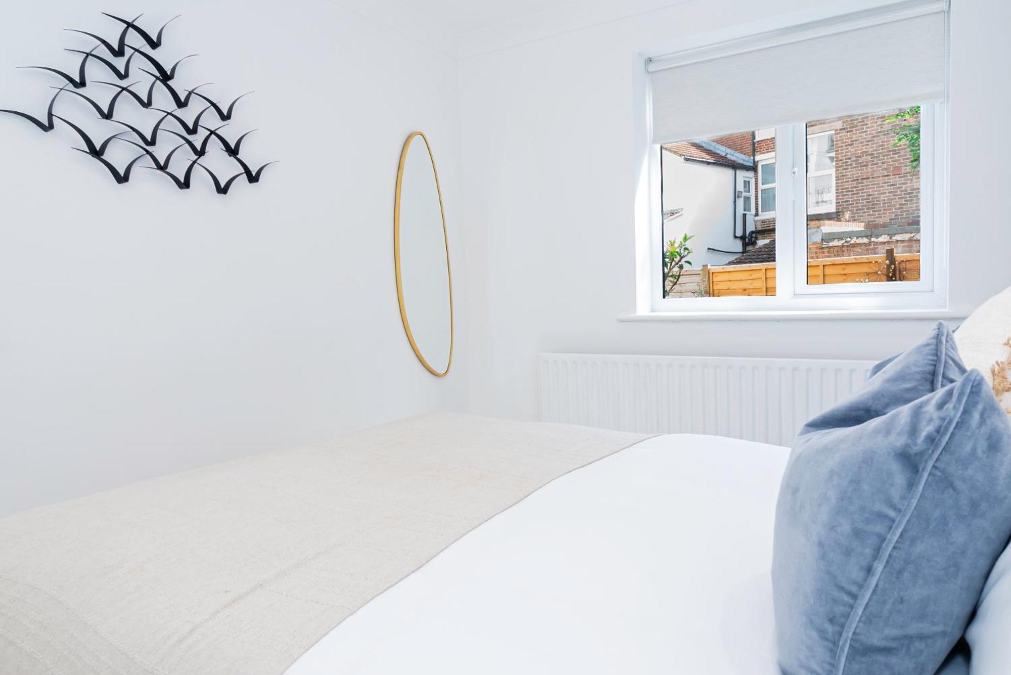 Bright & Breezy Apartment Portsmouth Bagian luar foto